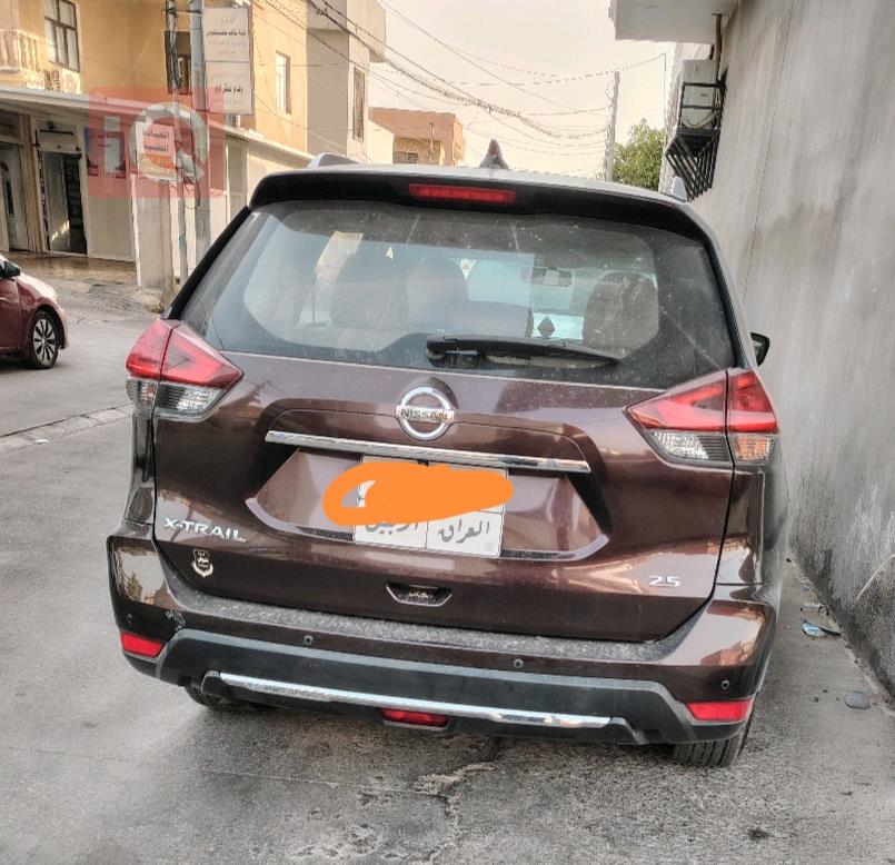 نیسان ئێکس ترەیل